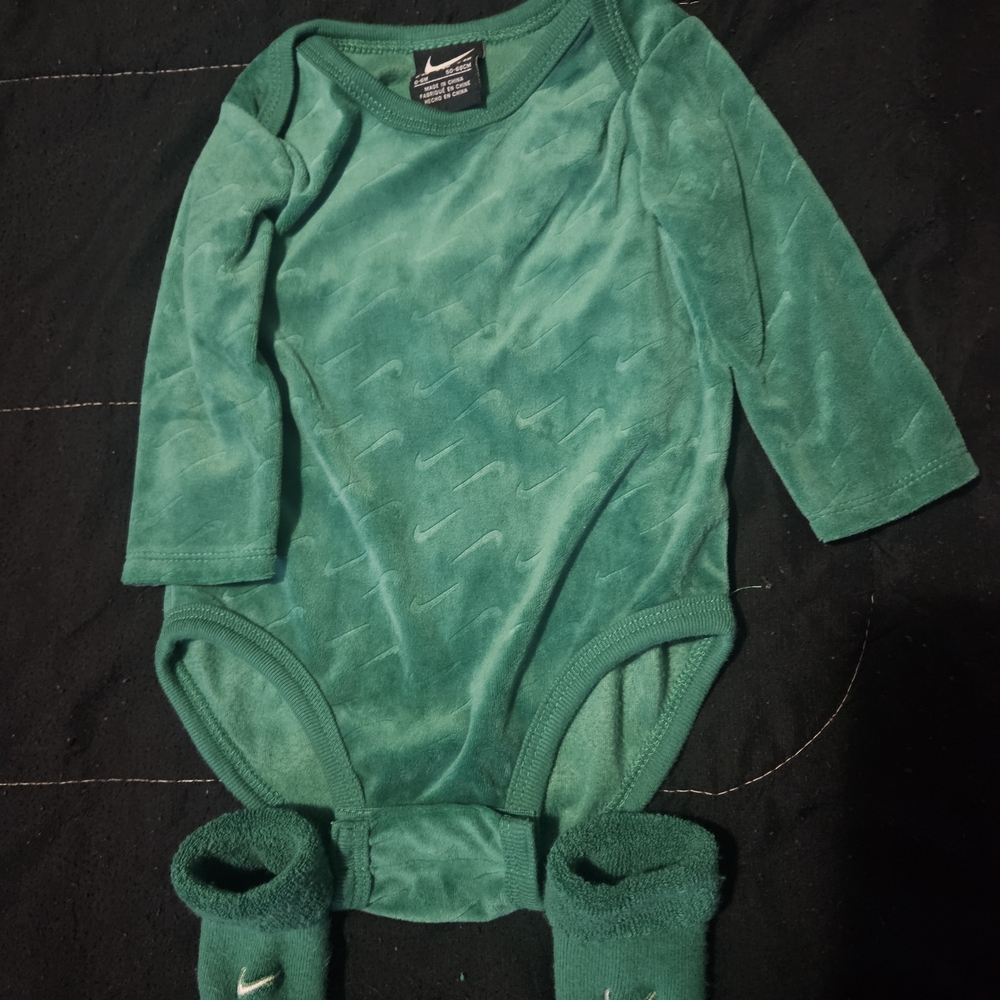 Nike Velvet One Piece Set